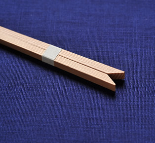 赤杉18センチ菓子箸：頭